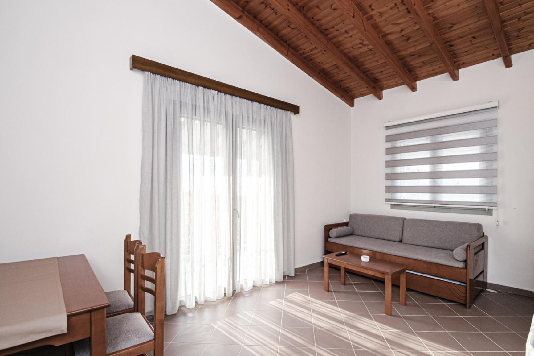 Terra Helios Suites & Studios Kyparissia Zimmer foto